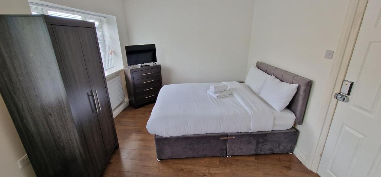 Apartment In Wakefield City Centre Extérieur photo