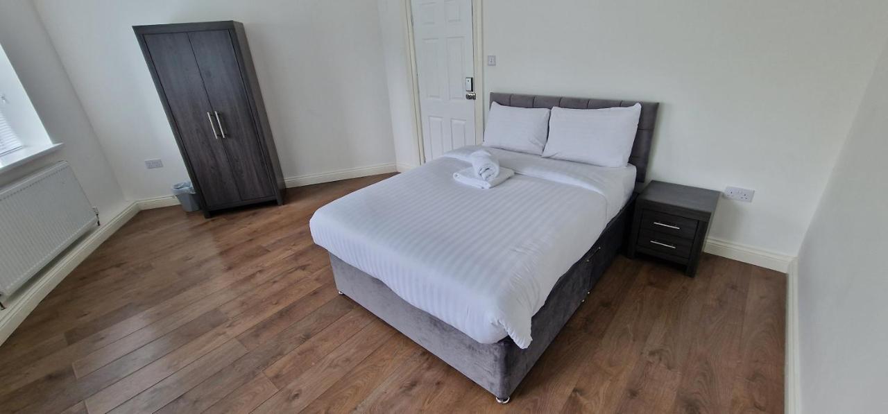 Apartment In Wakefield City Centre Extérieur photo