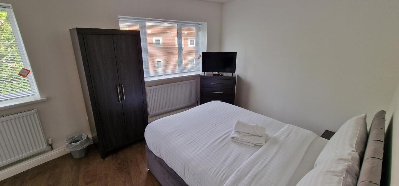 Apartment In Wakefield City Centre Extérieur photo