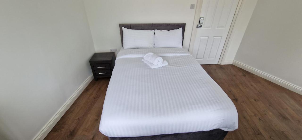 Apartment In Wakefield City Centre Extérieur photo