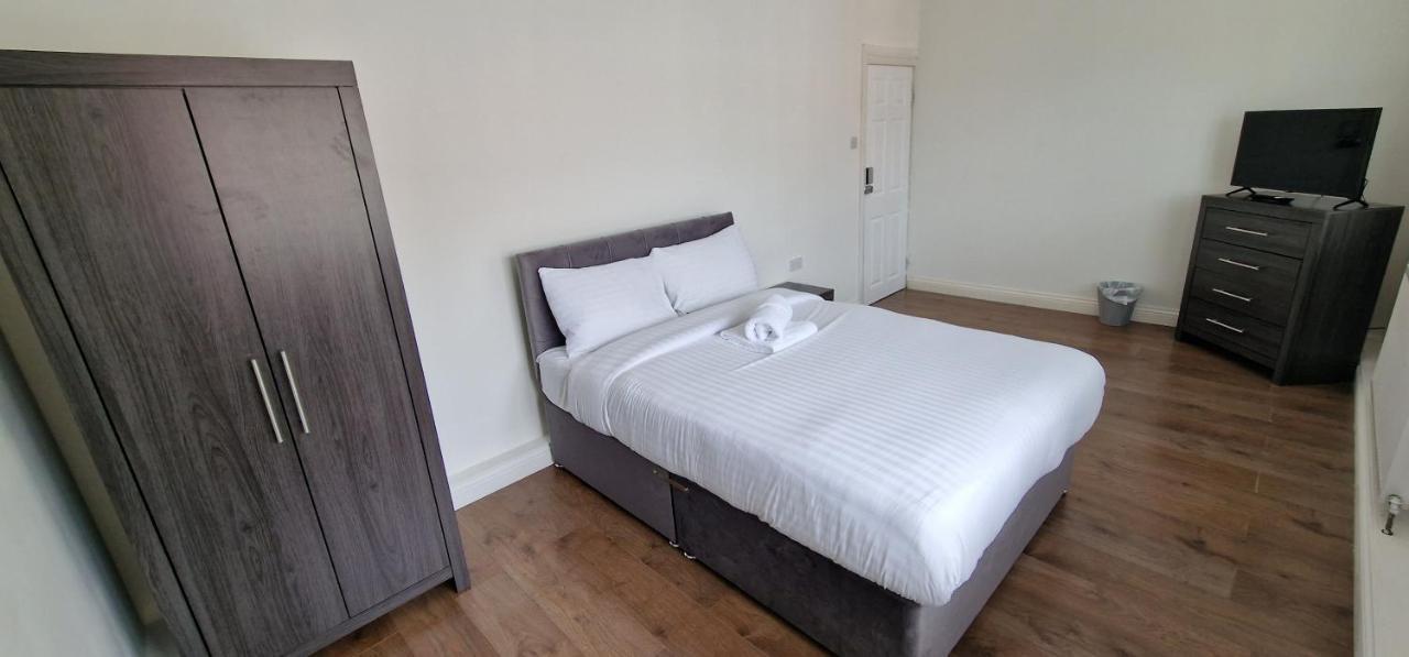 Apartment In Wakefield City Centre Extérieur photo